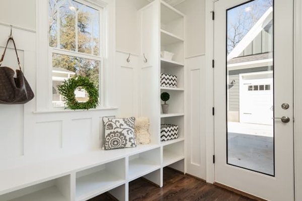 How to Design a Multifunctional Mudroom with Space-Saving Features?